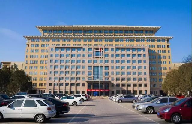 小联合国 为何这所语言文化名校比清华北大更能吸引全球目光